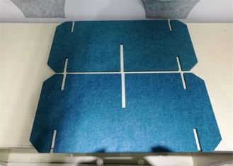 El escritorio acústico modular ajustable de los muebles de oficinas de la altura divide 40 colores