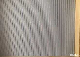 La fibra de poliéster acústica de la absorción resistente del ruido del rasgón cubre el grueso de 18m m