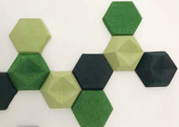 Los paneles de pared fonoabsorbentes decorativos del poliéster 3D del hexágono