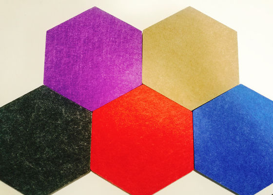 4x8 3d sostenible sentía el hexágono acústico de los paneles de pared formado